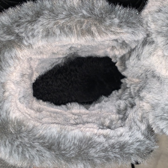 Sketchers Winter boots - Picture 6 of 8